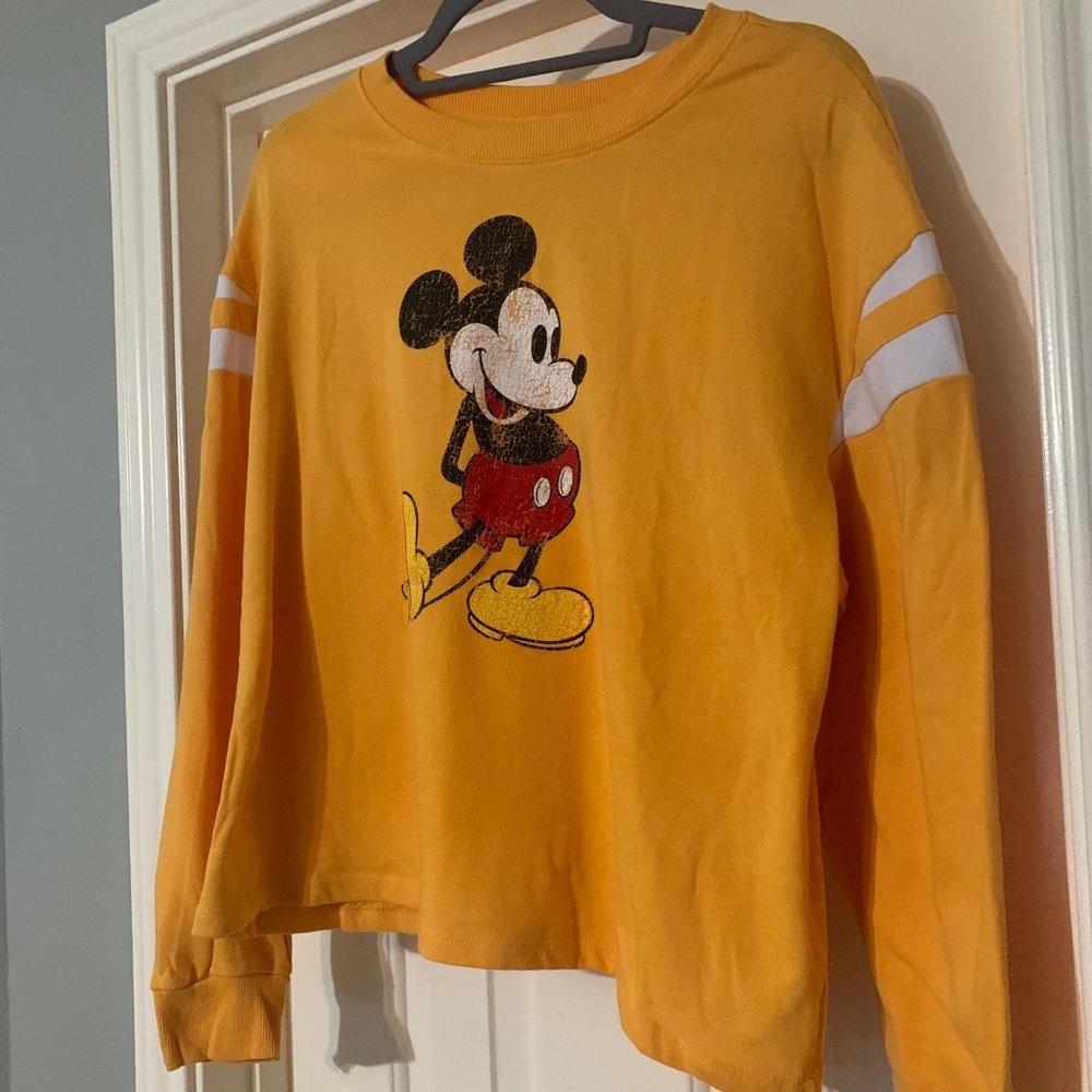 NWOT Disney Mickey Mouse Pullover - XL